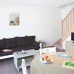 Apart-hotel Vacanceole - Le Domaine D'enserune 3*