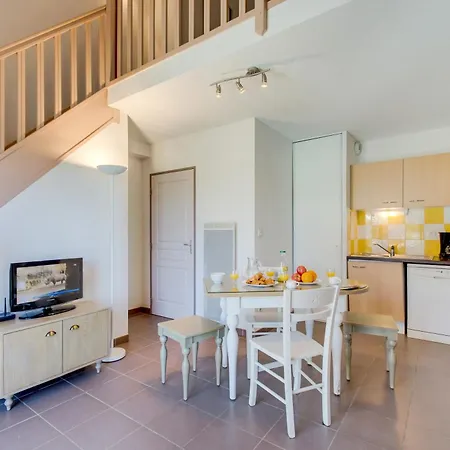 Aparthotel Vacanceole - Le Domaine D'enserune Colombiers (Herault)