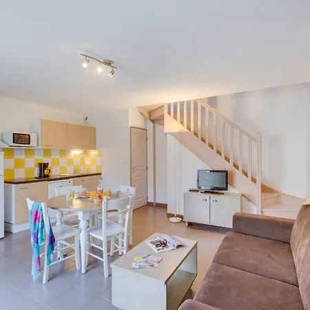 Hotel apartamentowy Vacanceole - Le Domaine D'enserune 3*