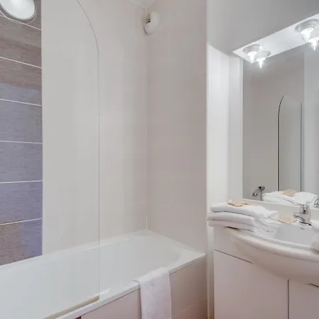 Vacanceole - Le Domaine D'enserune Aparthotel