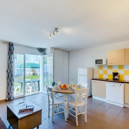 Hotel apartamentowy Vacanceole - Le Domaine D'enserune 3*