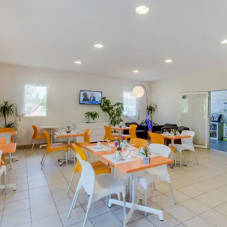 Vacancéole - Le Domaine D'enserune Appart hôtel
