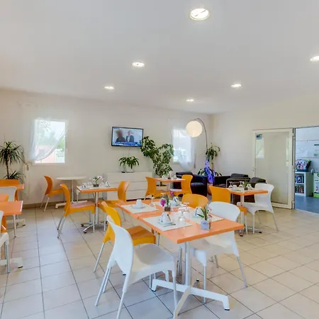 Vacanceole - Le Domaine D'enserune Hotel apartamentowy