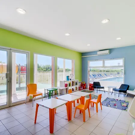 Aparthotel Vacanceole - Le Domaine D'enserune 3*