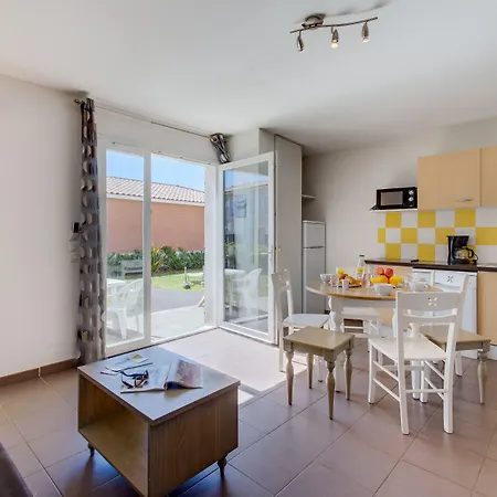 Aparthotel Vacanceole - Le Domaine D'enserune 3*