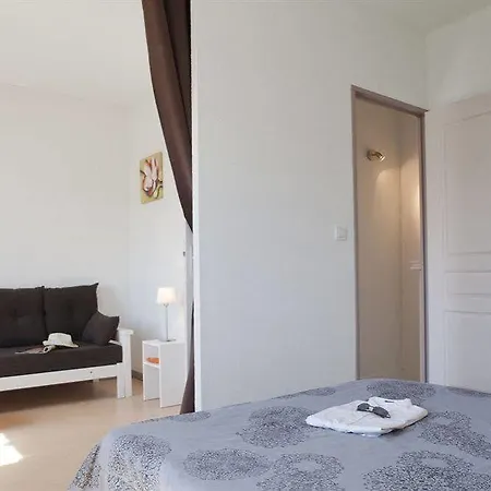 Lejlighedshotel Vacanceole - Le Domaine D'enserune 3*
