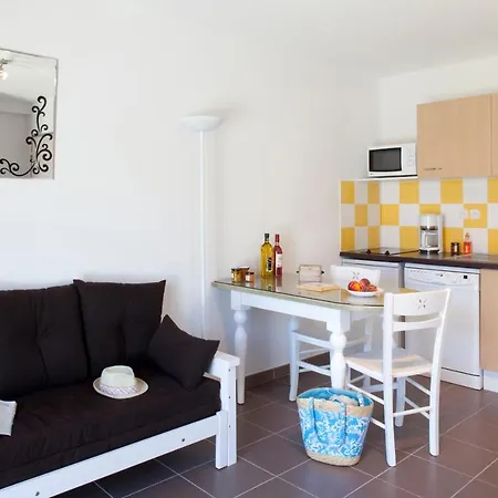 Aparthotel Vacanceole - Le Domaine D'enserune 3*