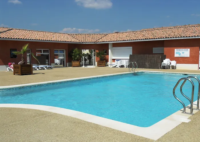 Apart Otel Vacanceole - Le Domaine D'enserune 3*