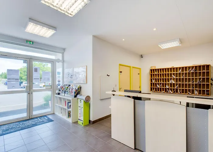 Vacanceole - Le Domaine D'enserune Aparthotel Colombiers (Herault)