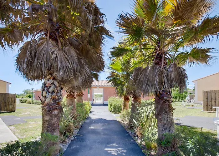 Vacanceole - Le Domaine D'enserune Apart Otel