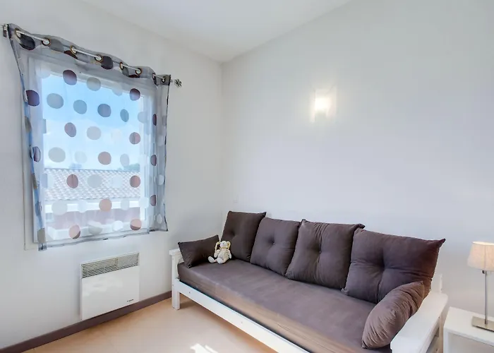 Vacanceole - Le Domaine D'enserune Apart Otel