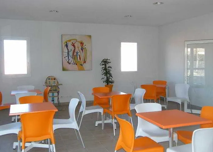 Vacanceole - Le Domaine D'enserune Aparthotel 3*