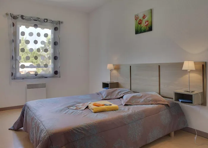 Vacanceole - Le Domaine D'enserune Apart Otel Colombiers (Herault)