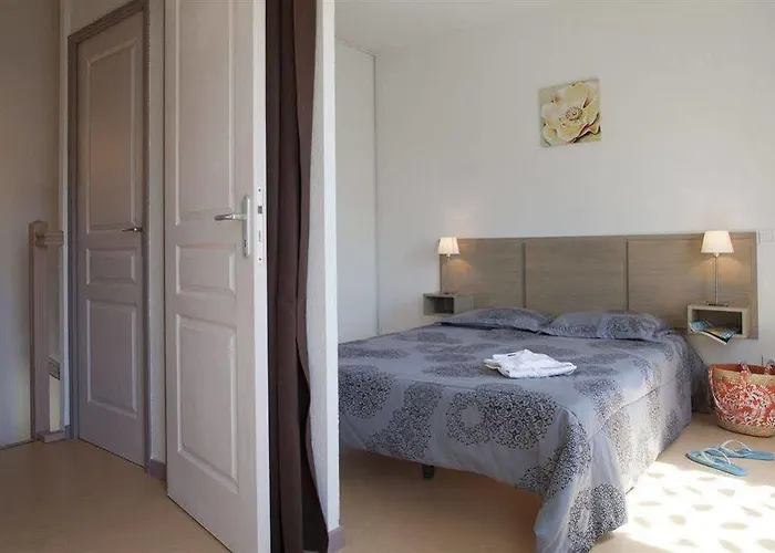 Aparthotel Vacanceole - Le Domaine D'enserune 3*