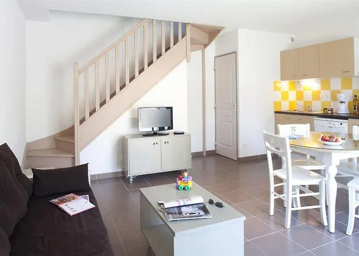 Vacanceole - Le Domaine D'enserune Colombiers (Herault)