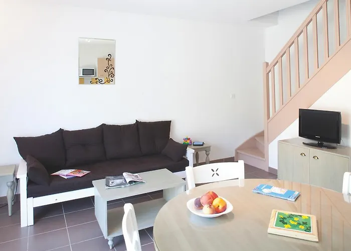 Apart Otel Vacanceole - Le Domaine D'enserune 3*