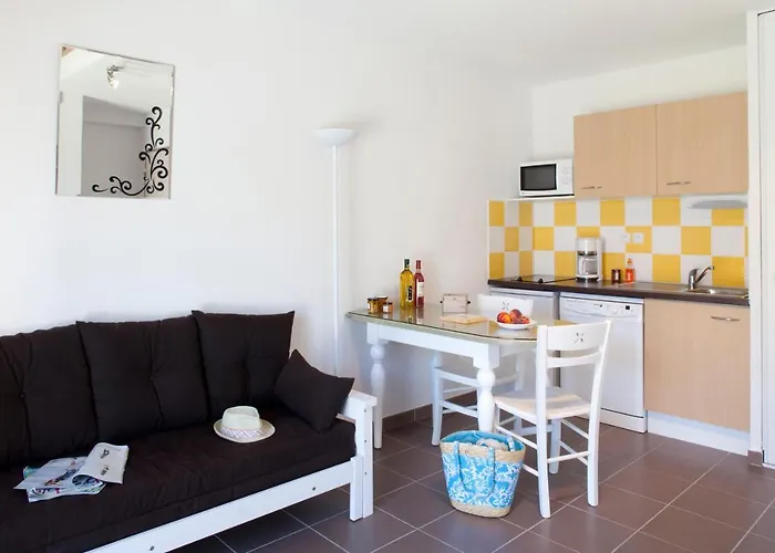 Apart Otel Vacanceole - Le Domaine D'enserune 3*